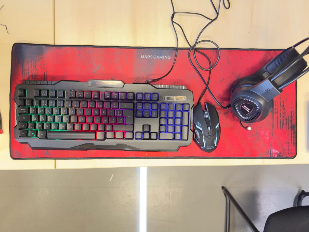 Clavier souris et casque gamer reconditionné